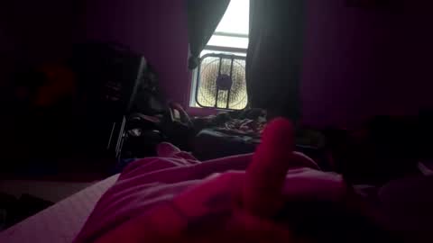 Snapshot of mommyndaddyplaytime chatting on January 7, 2026, 1:02 pm mommyndaddyplaytime online show from January 7, 2026, 1:02 pm