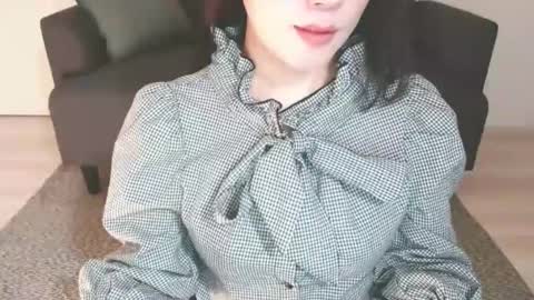 Momo online show from December 15, 2024, 7:35 am