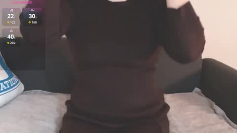 Momo online show from March 15, 2026, 11:22 pm