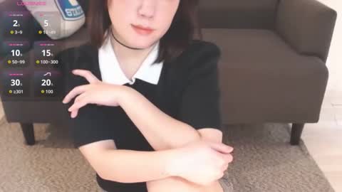 Momo online show from May 25, 2026, 1:55 am