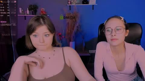 Snapshot of mona_cloud chatting on October 19, 2025, 7:14 pm Mona online show from October 19, 2025, 7:14 pm