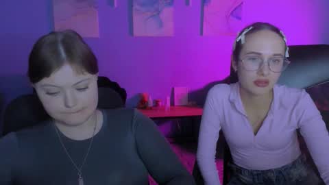 Mona  online show from February 25, 2026, 9:46 pm