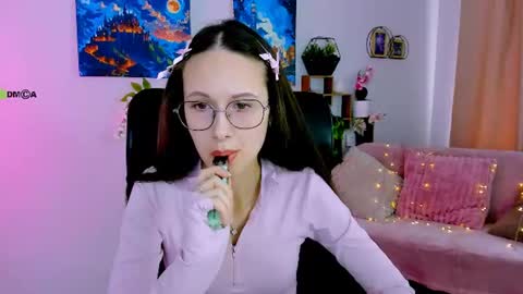 Mona  online show from July 16, 2026, 8:42 am