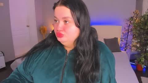 Monica online show from February 3, 2026, 6:51 am