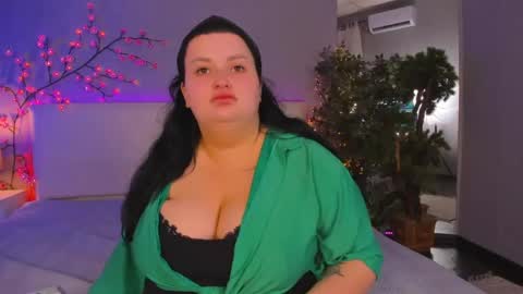 Monica online show from May 19, 2026, 12:11 pm