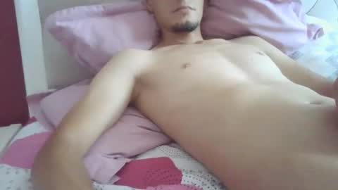 moncef122 online show from June 26, 2026, 10:08 am
