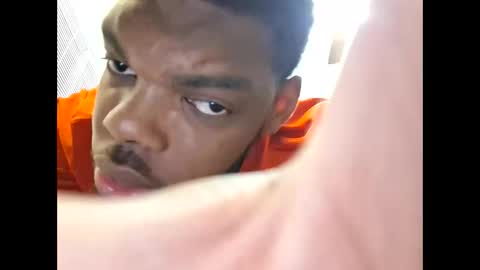 Snapshot of moneyboysaveg548 chatting on February 9, 2026, 12:25 am moneyboysaveg548 online show from February 9, 2026, 12:25 am