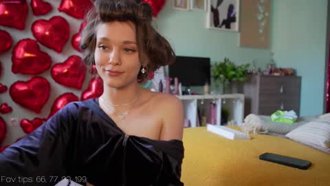 Snapshot of moni_carroll chatting on March 2, 2025, 1:16 pm Monia Help me get 20000 subscribers online show from March 2, 2025, 1:16 pm