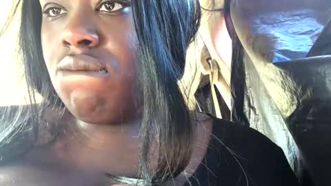 Snapshot of moni_simone chatting on January 1, 2025, 8:47 pm moni_simone online show from January 1, 2025, 8:47 pm