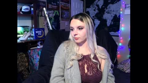 Monica online show from December 9, 2024, 4:37 pm