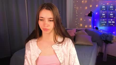 Hi  Im Monica  online show from May 28, 2026, 2:03 pm