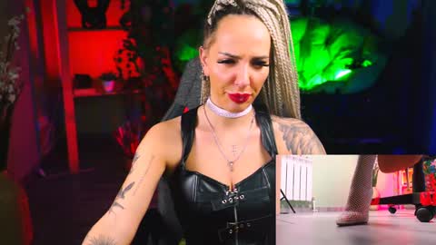 Monika online show from January 29, 2025, 8:04 pm