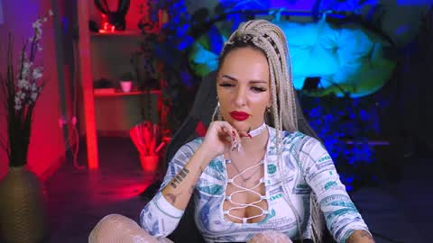 Monika online show from February 5, 2025, 3:52 pm