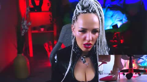 Monika online show from February 10, 2025, 8:31 pm