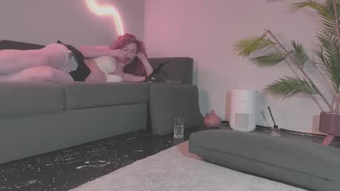 Monica online show from February 16, 2026, 11:06 am