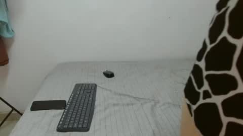 monickhot303av online show from December 22, 2024, 3:00 am