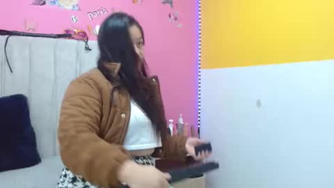 monickhot303av online show from January 31, 2025, 4:36 am