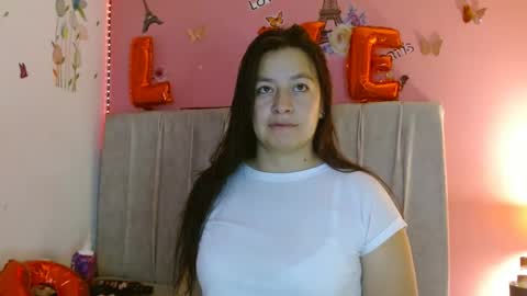 monickhot303av online show from February 28, 2025, 3:48 am