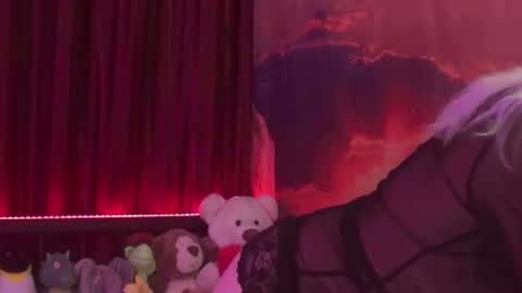 Monika    online show from December 7, 2024, 2:53 am