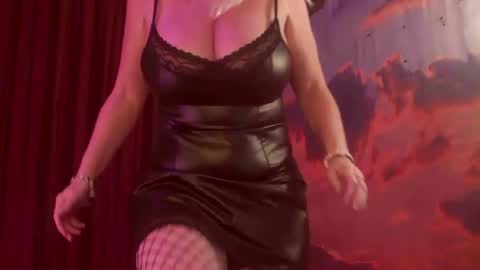 Monika    online show from January 16, 2025, 2:19 am