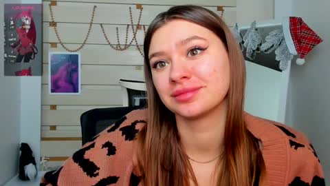 Snapshot of monika_youu chatting on December 13, 2024, 8:15 pm Monika online show from December 13, 2024, 8:15 pm