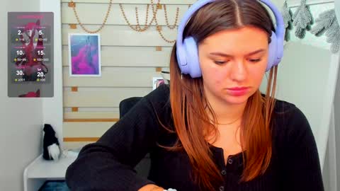 Snapshot of monika_youu chatting on December 29, 2024, 1:49 pm Monika online show from December 29, 2024, 1:49 pm