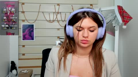 Snapshot of monika_youu chatting on January 17, 2025, 5:08 pm Monika online show from January 17, 2025, 5:08 pm