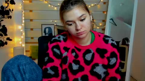 Monika online show from February 25, 2026, 1:54 pm