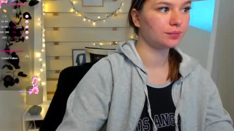 Monika online show from March 4, 2026, 1:50 pm