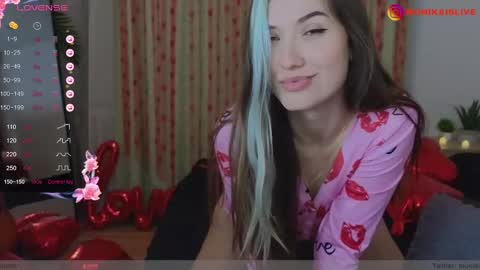 Monika online show from February 14, 2025, 7:33 pm