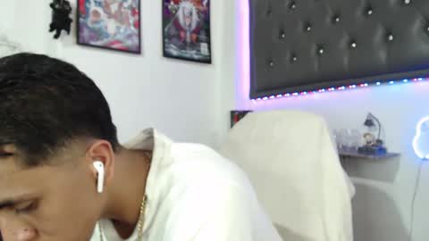 simon dice online show from March 4, 2025, 5:45 pm