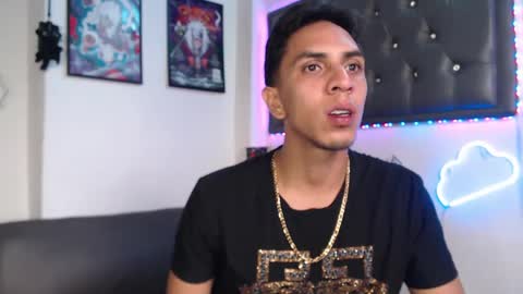 simon dice online show from March 8, 2025, 1:25 pm