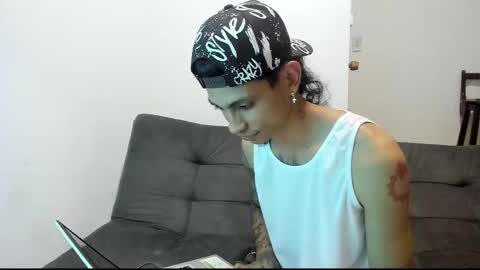 monkeyd_66 online show from December 11, 2024, 7:42 am