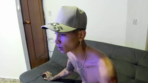 monkeyd_66 online show from December 30, 2024, 10:32 am