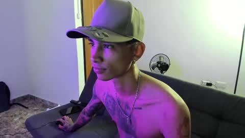 monkeyd_66 online show from January 4, 2025, 7:13 am