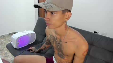 monkeyd_66 online show from January 12, 2025, 8:36 am