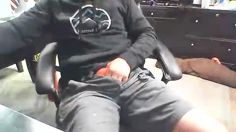 monkeypants04 online show from June 22, 2026, 7:33 pm