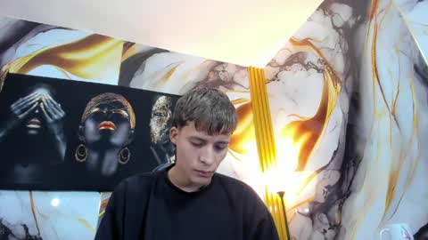 mono_blonde online show from May 26, 2026, 11:28 am