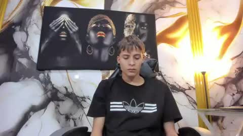 mono_blonde online show from July 11, 2026, 11:24 am