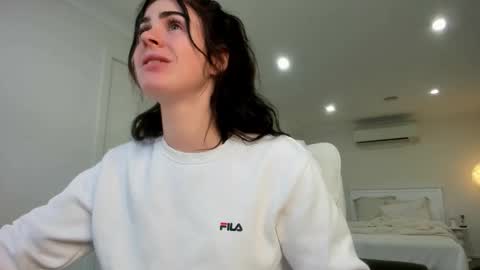 Mons life online show from September 28, 2025, 11:21 pm