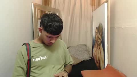 Snapshot of monsoon_the_best chatting on November 9, 2025, 2:43 am monsoon_the_best online show from November 9, 2025, 2:43 am