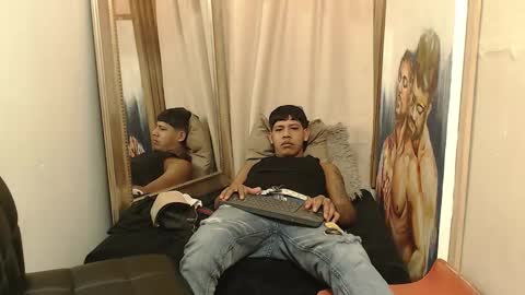 Snapshot of monsoon_the_best chatting on November 12, 2025, 5:41 am monsoon_the_best online show from November 12, 2025, 5:41 am