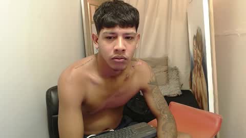 Snapshot of monsoon_the_best chatting on November 14, 2025, 2:54 am monsoon_the_best online show from November 14, 2025, 2:54 am