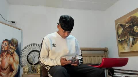 monsoon_the_best online show from April 7, 2026, 3:18 am