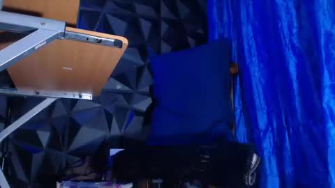 dorian online show from October 10, 2025, 4:44 am