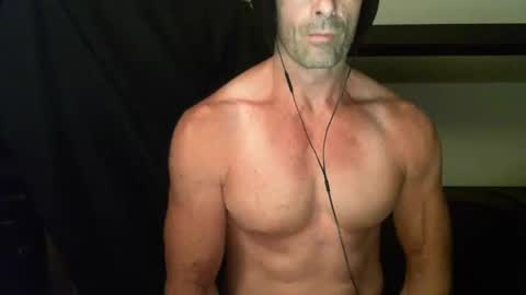 Snapshot of monsterdildos chatting on January 5, 2025, 4:25 am monsterdildos online show from January 5, 2025, 4:25 am