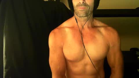 Snapshot of monsterdildos chatting on January 18, 2025, 12:47 pm monsterdildos online show from January 18, 2025, 12:47 pm