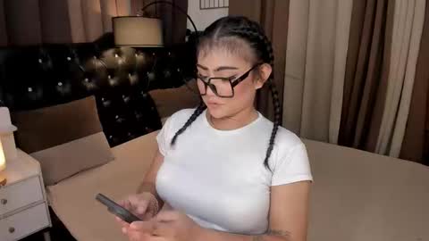 Ruthie online show from December 5, 2024, 6:43 am