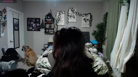 Lydia Mooney online show from March 6, 2025, 1:16 am