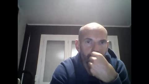 montmasse online show from May 4, 2026, 9:00 pm